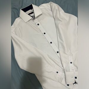 Men’s white button down shirt with blue buttons
